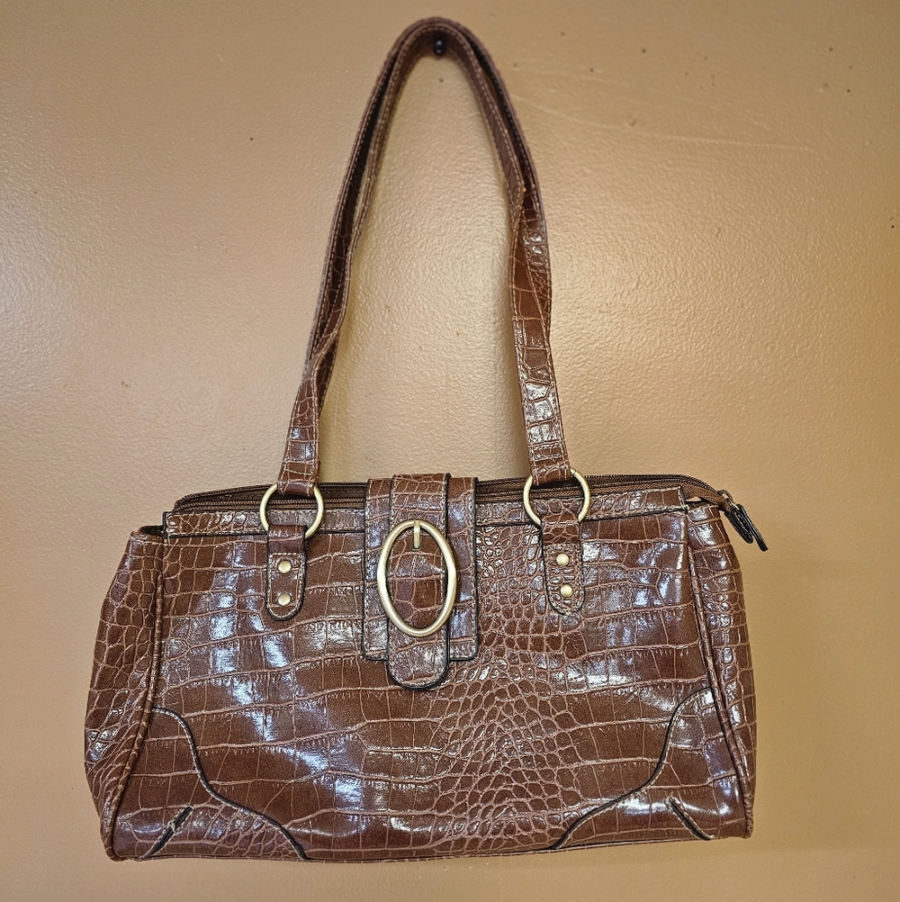 Chic Brown Crocodile Pattern Shoulder Bag